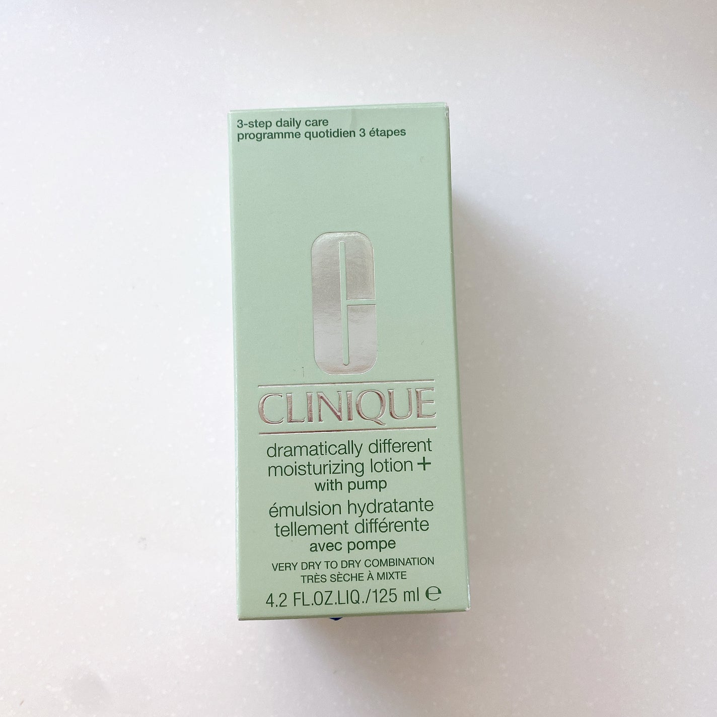 ドラマティカリーディファレント モイスチャライジング ローション プラス/CLINIQUE/乳液を使ったクチコミ(2枚目)