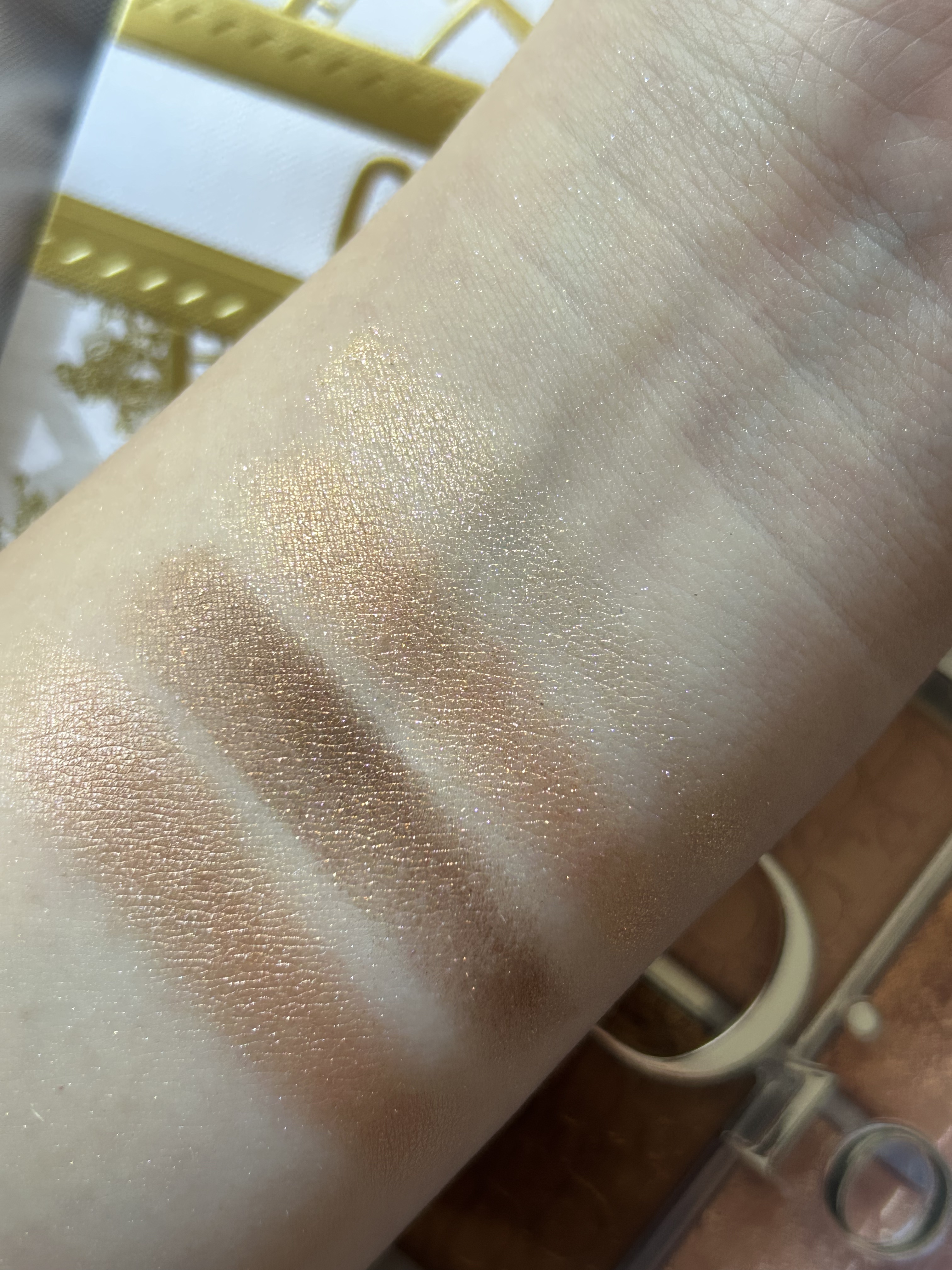 ディオール バックステージ フェイス グロウ パレット 005 コッパー ゴールド（生産終了）/Dior/ハイライトを使ったクチコミ（2枚目）