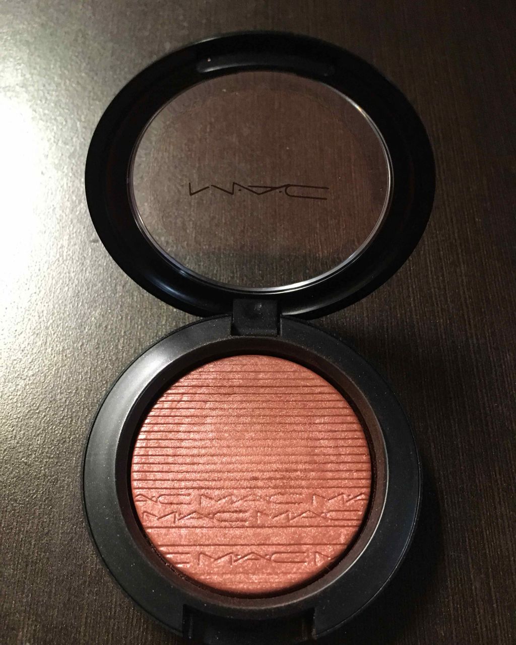 エクストラ ディメンション ブラッシュ/M・A・C/パウダーチークを使ったクチコミ(1枚目)