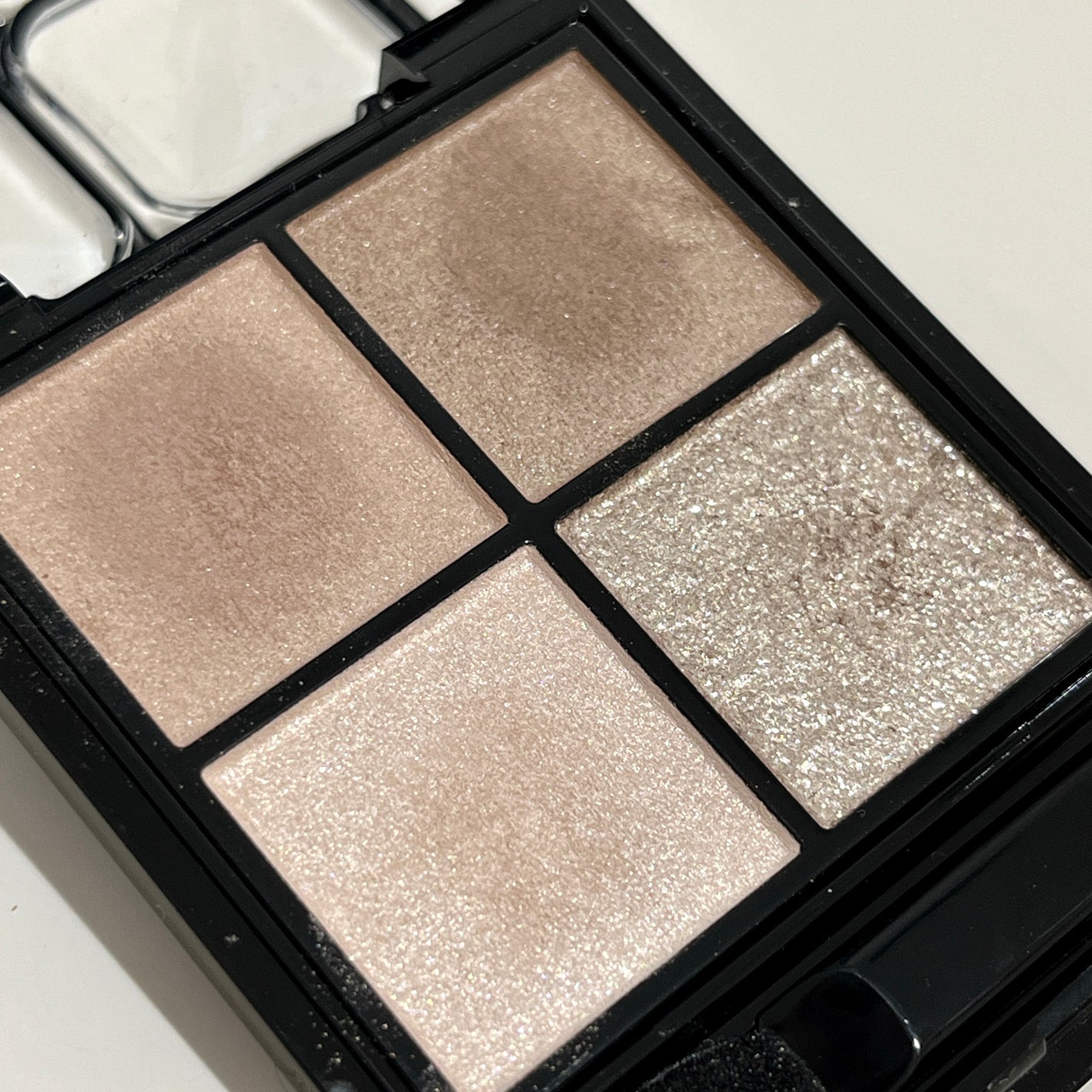 ケイト ポッピングシルエットシャドウ/KATE/アイシャドウパレットを使ったクチコミ(6枚目)