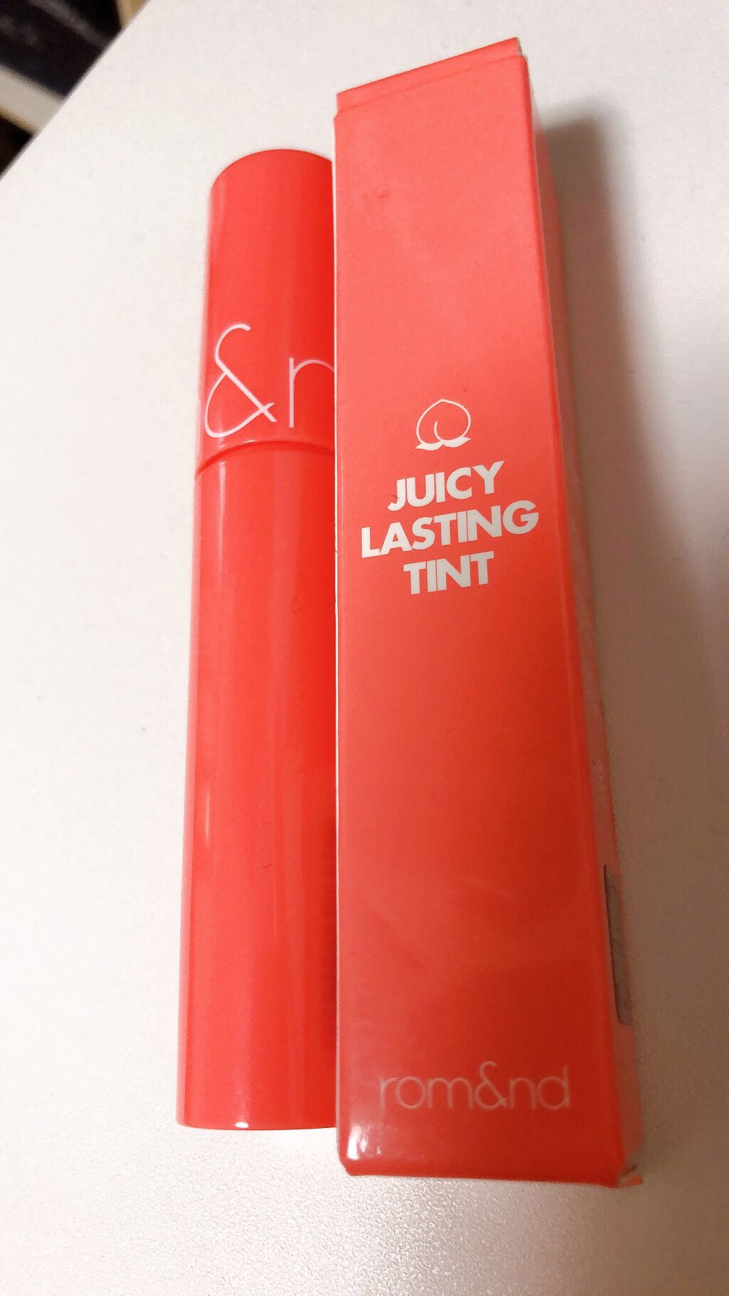 ジューシーラスティングティント/rom&nd/リップティントを使ったクチコミ(2枚目)