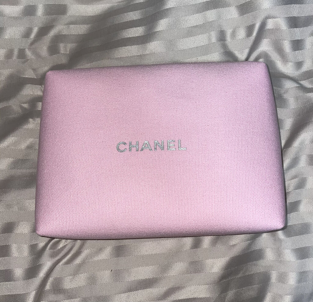 ヴィタルミエール グロウ 10 ベージュ/CHANEL/クッションファンデーションを使ったクチコミ（3枚目）