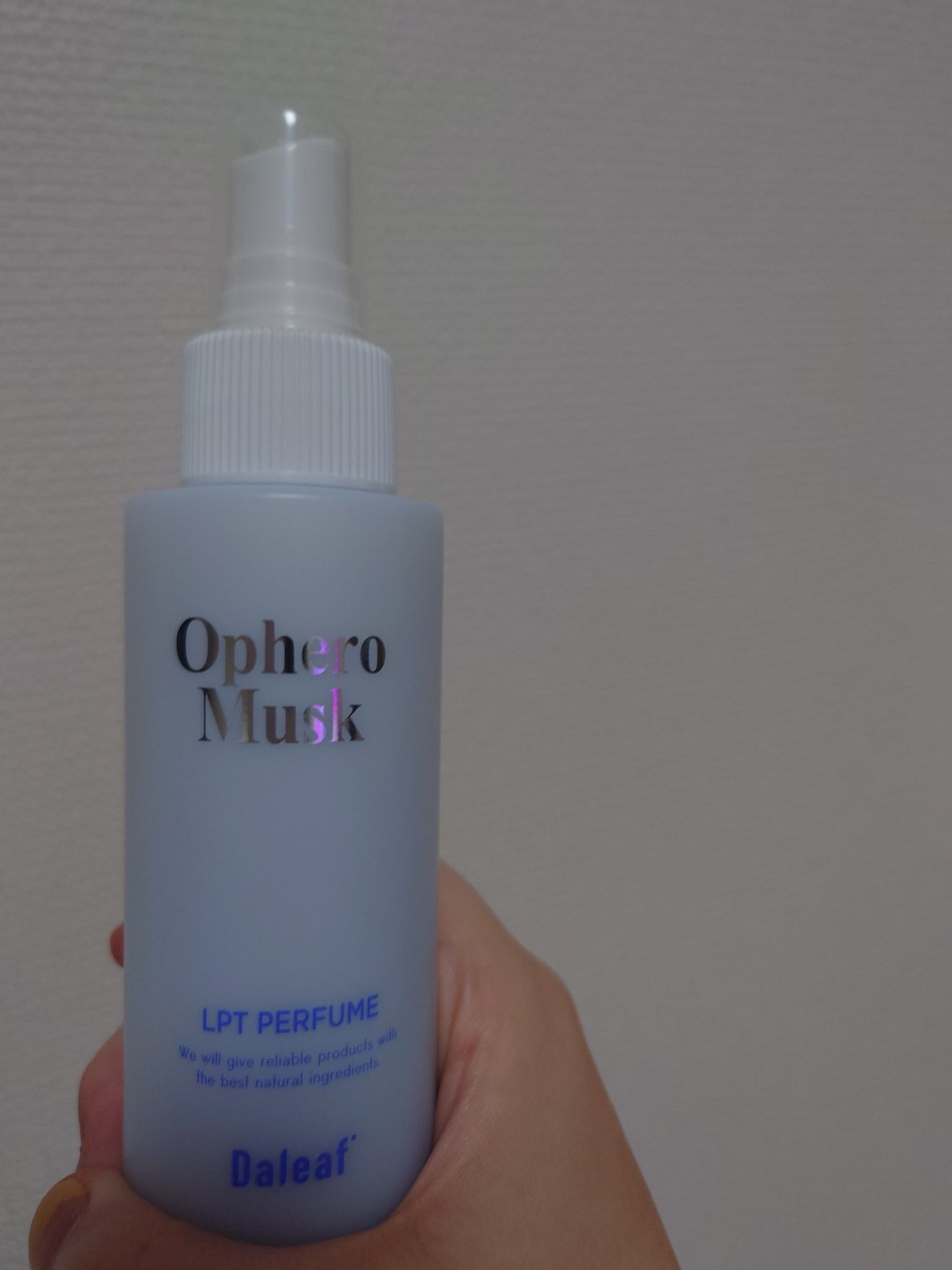 パフュームヘアパックインミスト Ophero Musk/Daleaf/アウトバストリートメントを使ったクチコミ(1枚目)