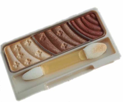 トーンアップアイシャドウ/CEZANNE/アイシャドウパレットを使ったクチコミ(4枚目)