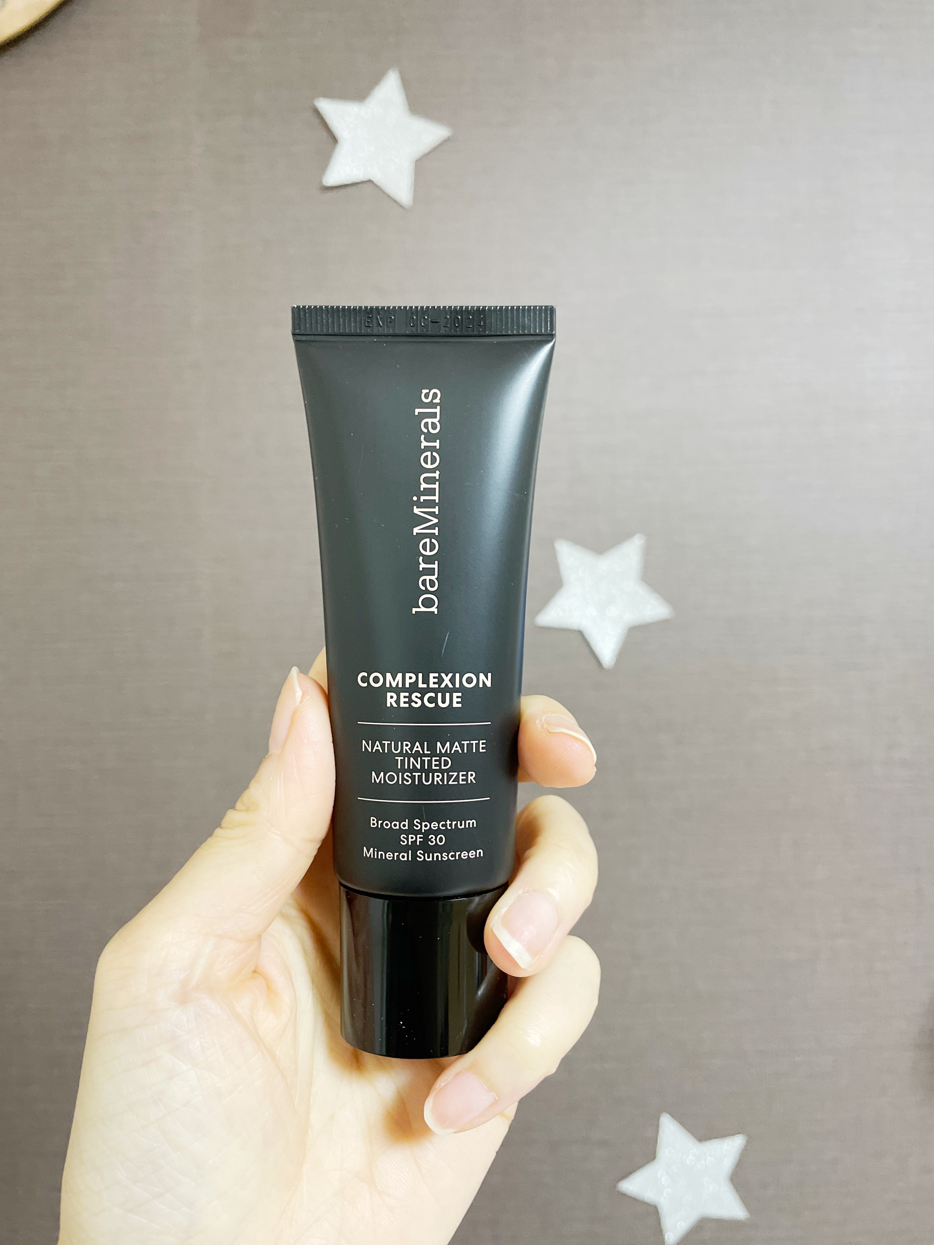 CR ナチュラル マット モイスチャライザー バニラ 02/bareMinerals/クリーム・エマルジョンファンデーションを使ったクチコミ（1枚目）