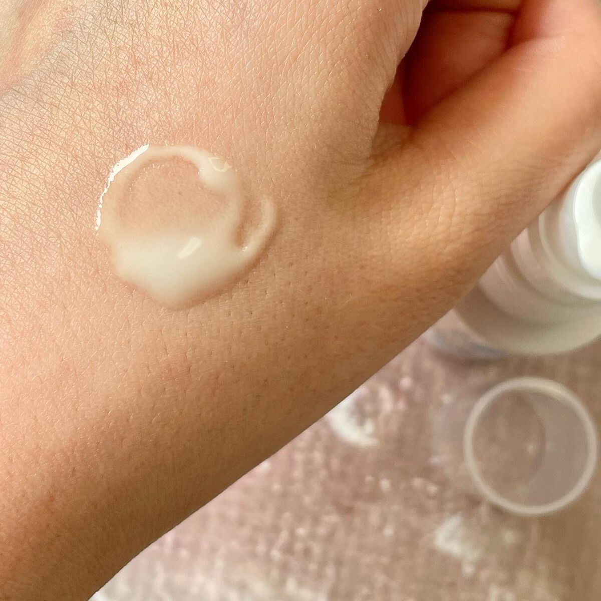 うるおす UV セラム M/紫外線予報/日焼け止めミルクを使ったクチコミ（3枚目）