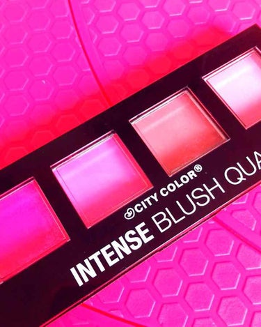 INTENSE BLUSH QUAD /City Cosmetics/パウダーチークを使ったクチコミ（1枚目）