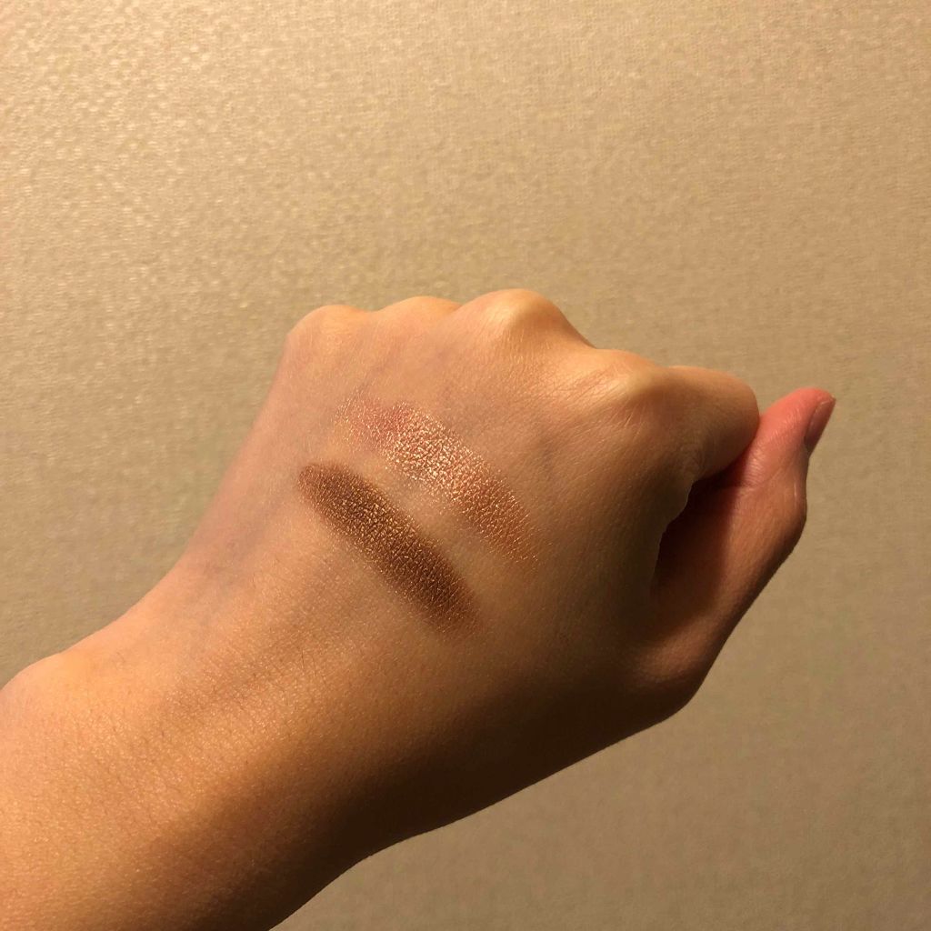 カラークイーン オイルシャドウ/ロレアル パリ/単色アイシャドウを使ったクチコミ（2枚目）