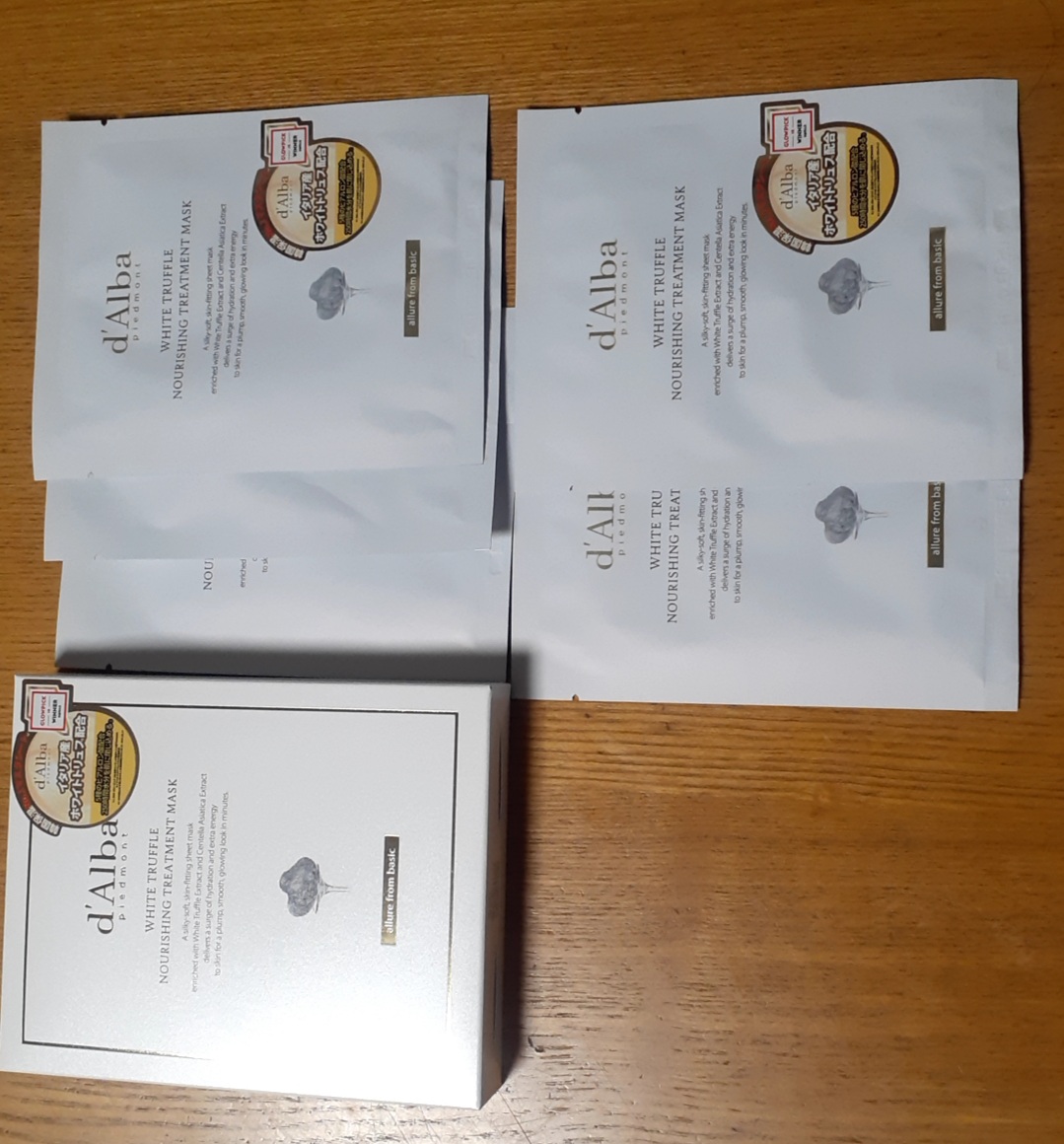 ホワイトトリュフナリシングトリートメントマスク/ダルバ/シートマスク・パックを使ったクチコミ（1枚目）