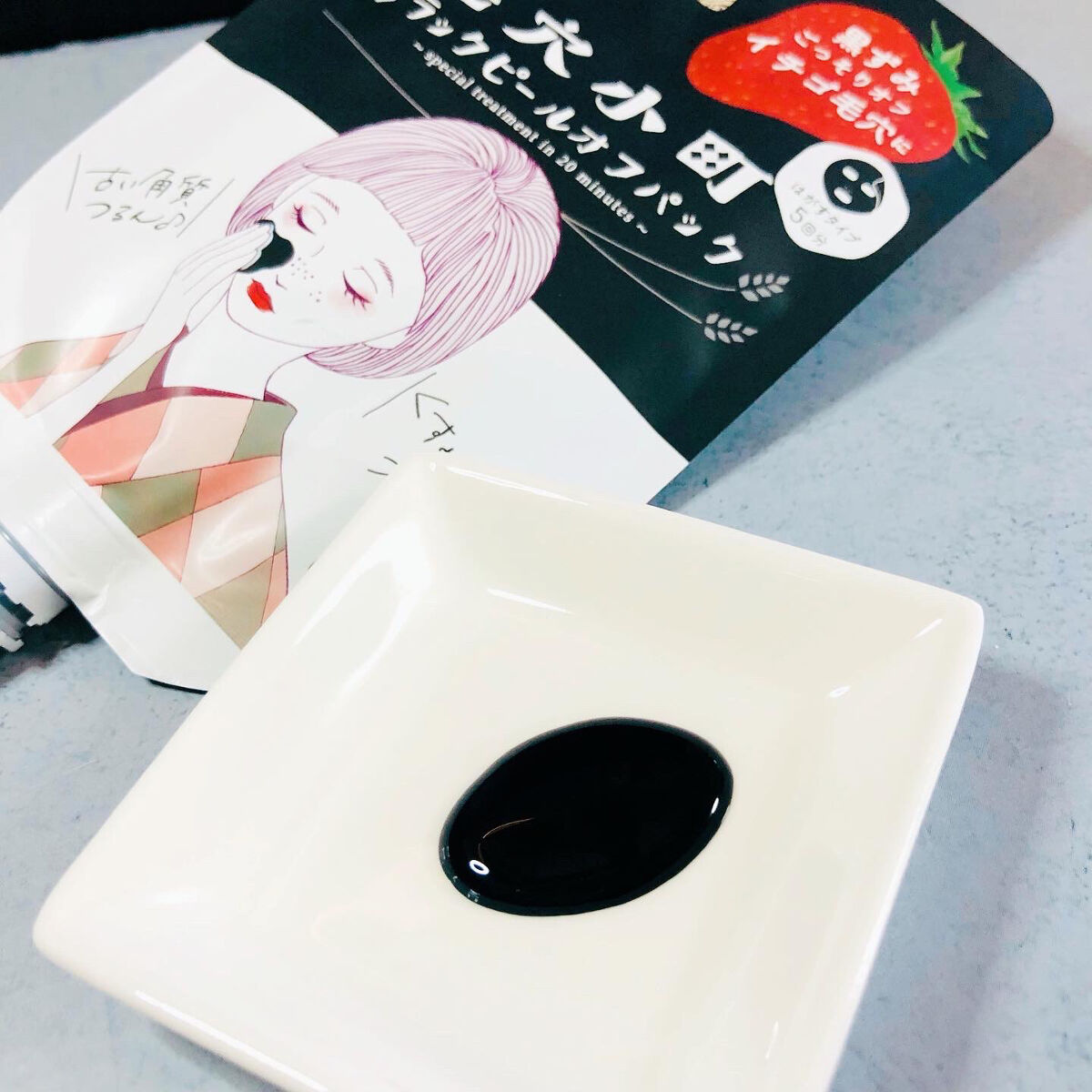 毛穴小町 ブラックピールオフパック/クリアターン/ピーリングを使ったクチコミ（3枚目）