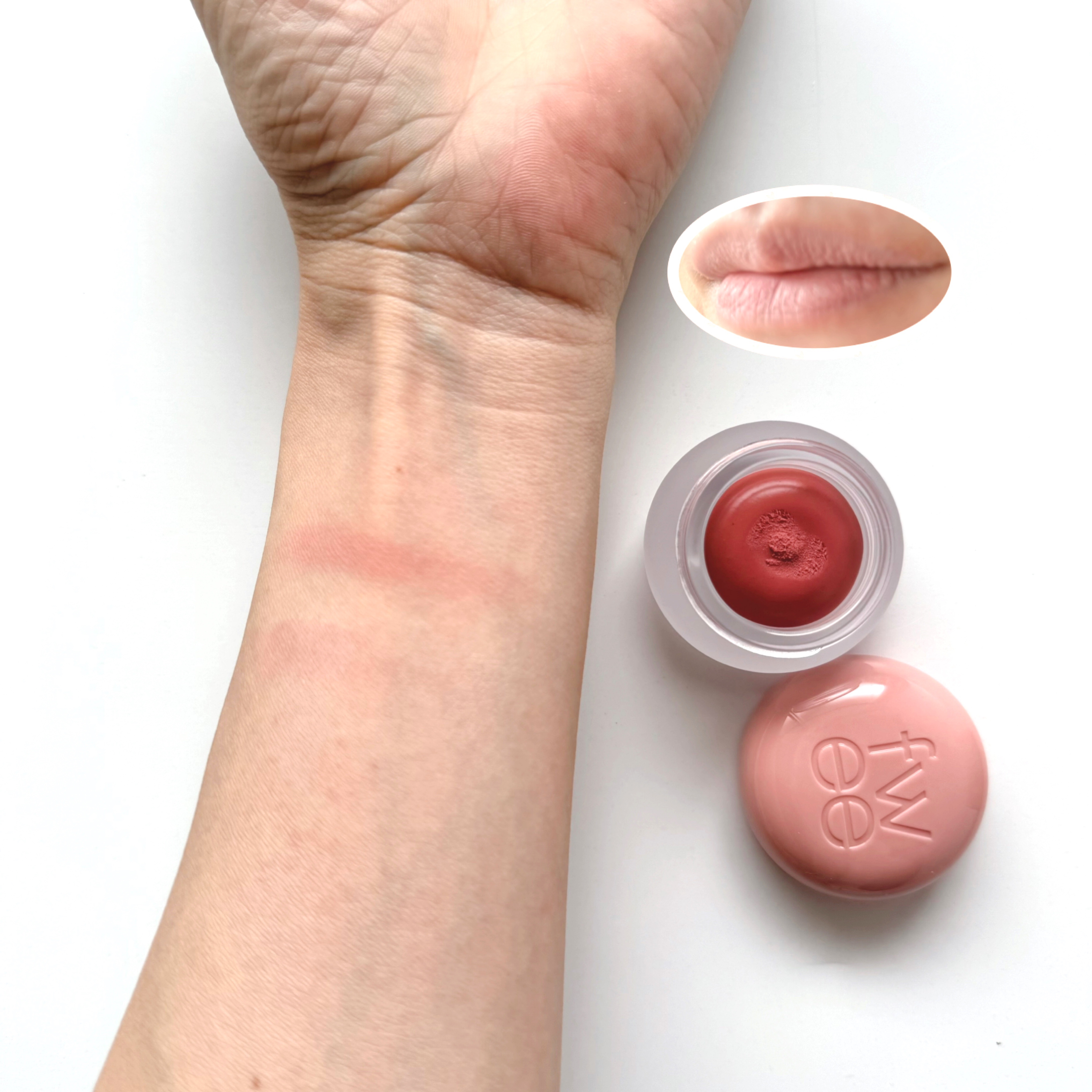 リップアンドチーク ブラーリープリンポット/fwee/口紅を使ったクチコミ（3枚目）