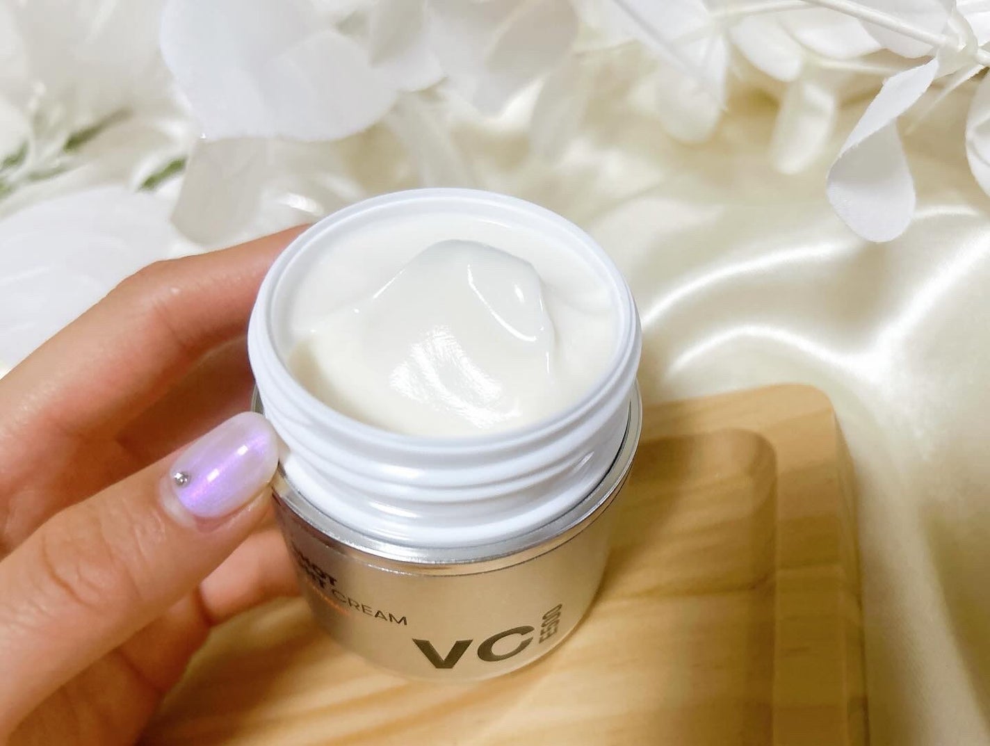 フォロバ100 mappi on LIPS 「【PR】VT(ブイティー)・リードルショットビタライトエッセン..」(6枚目)