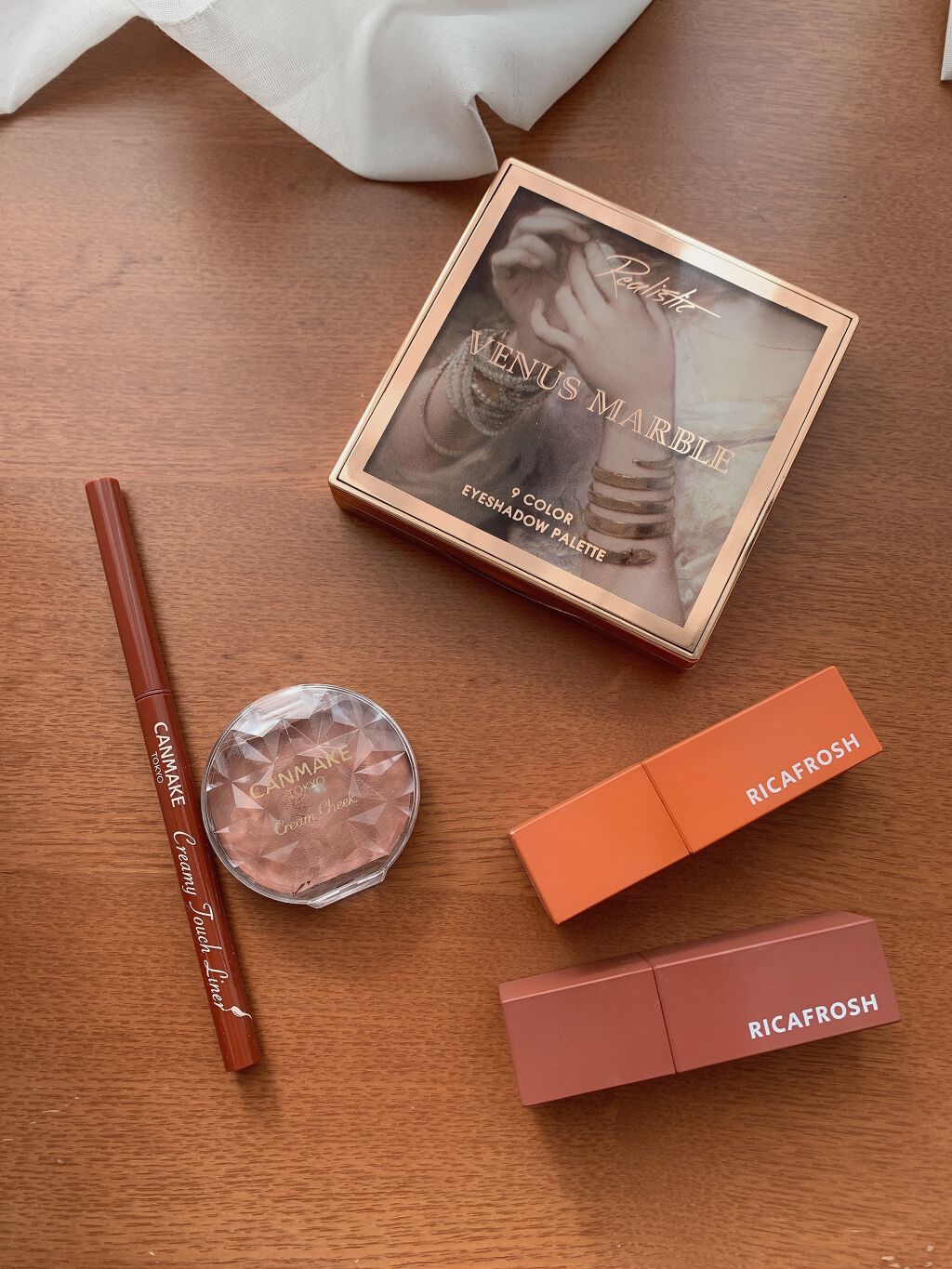 クリームチーク/キャンメイク/ジェル・クリームチークを使ったクチコミ(2枚目)