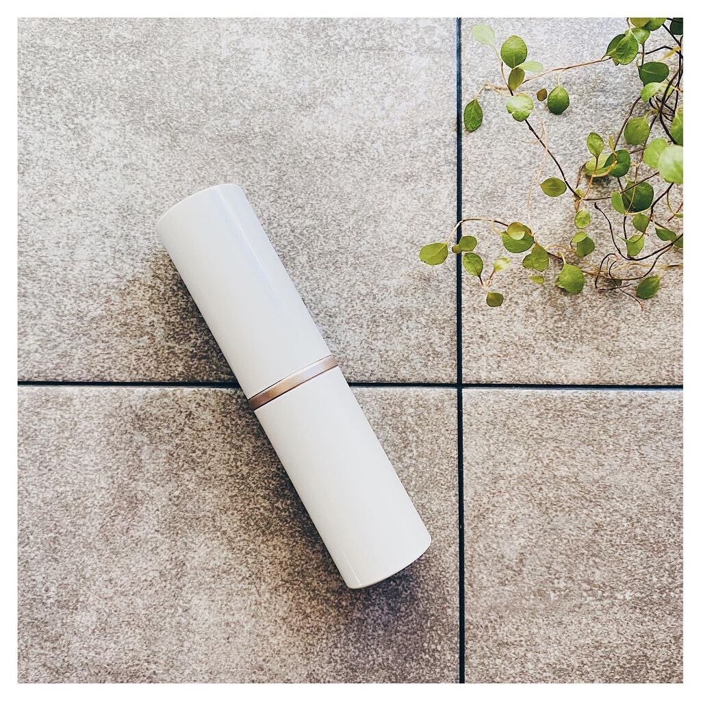 トゥルーディメンションラディアンスバーム/hince/スティックハイライトを使ったクチコミ(3枚目)