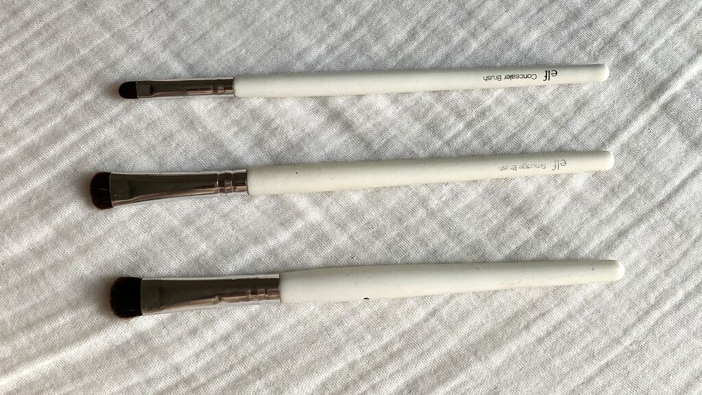 e.l.f. Cosmetics ブラシのクチコミ「涙袋＋アイライナーブラシ

◯e.l.f  brush

涙袋やアイライナーなど目元の細かい陰.....」（1枚目）