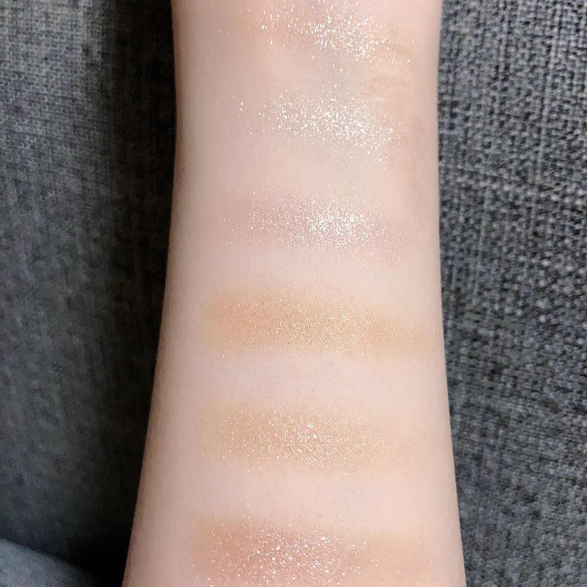 モノアイシャドウ/Laka/単色アイシャドウを使ったクチコミ(5枚目)