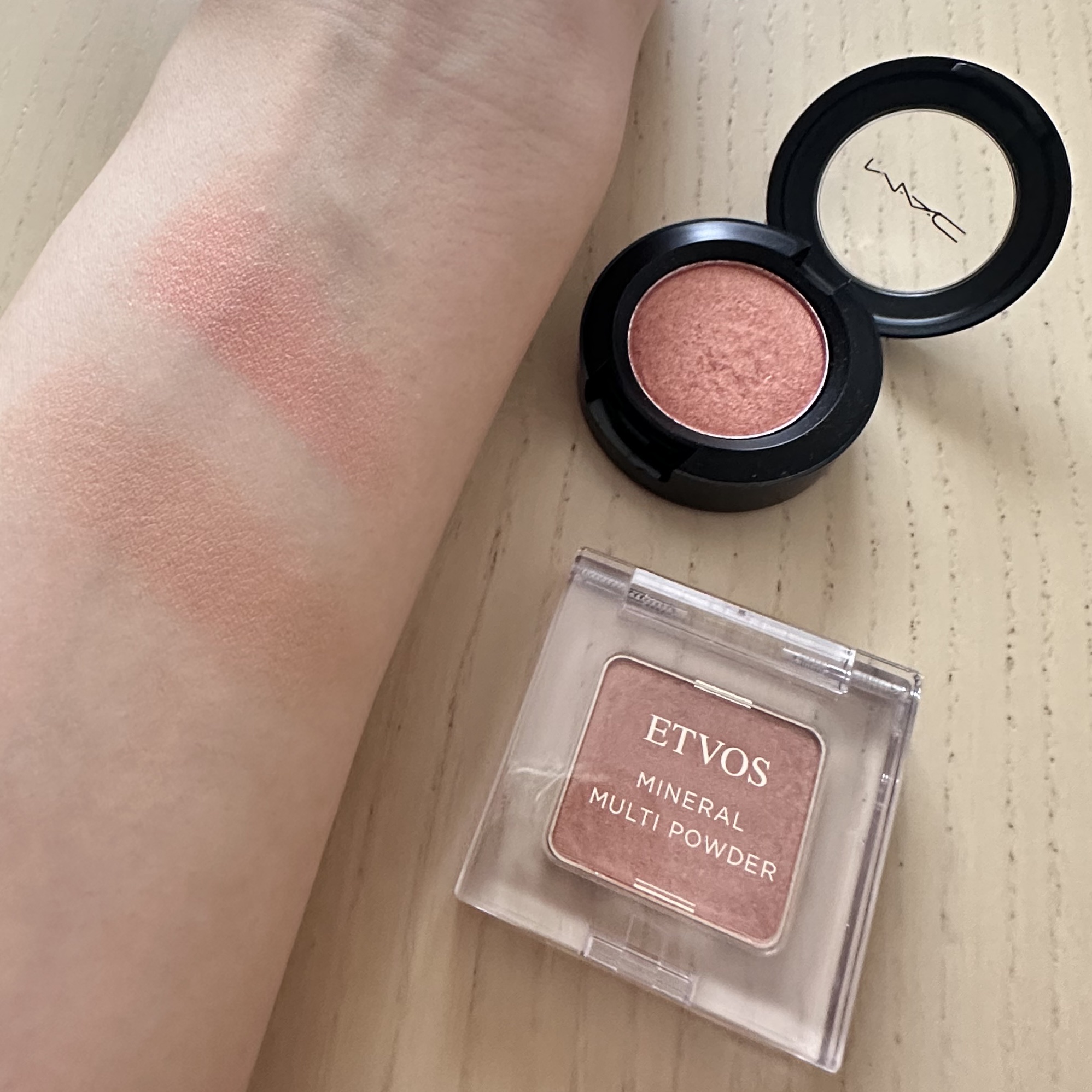 スモール アイシャドウ エクスペンシブ ピンク/M・A・C/単色アイシャドウを使ったクチコミ（1枚目）