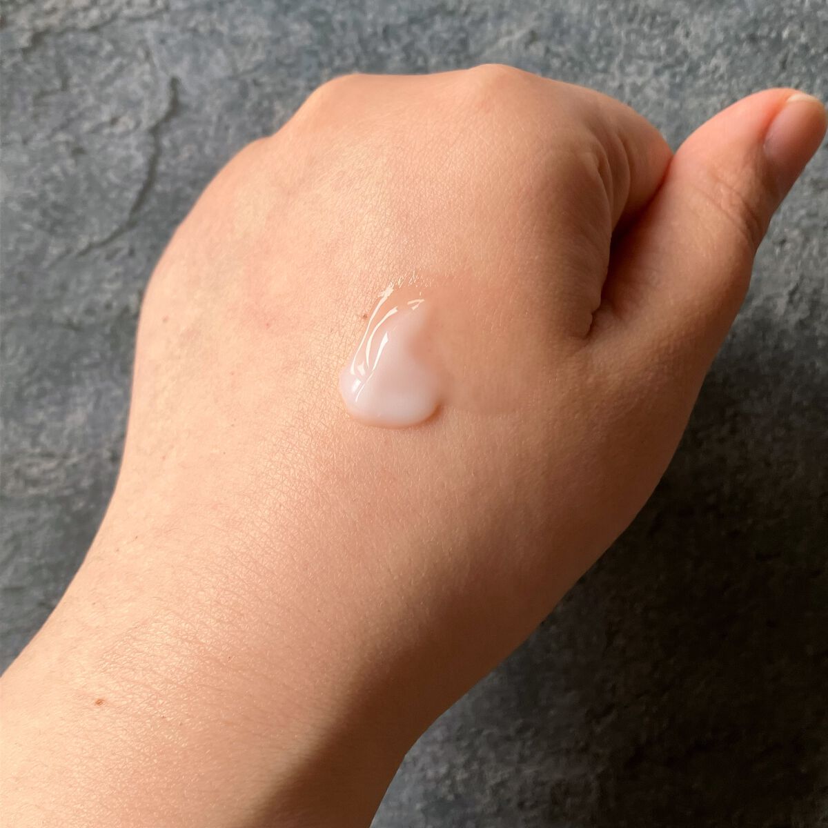 ミッドナイトモイスチャライザー<秋冬>/アテニア/フェイスクリームを使ったクチコミ(3枚目)