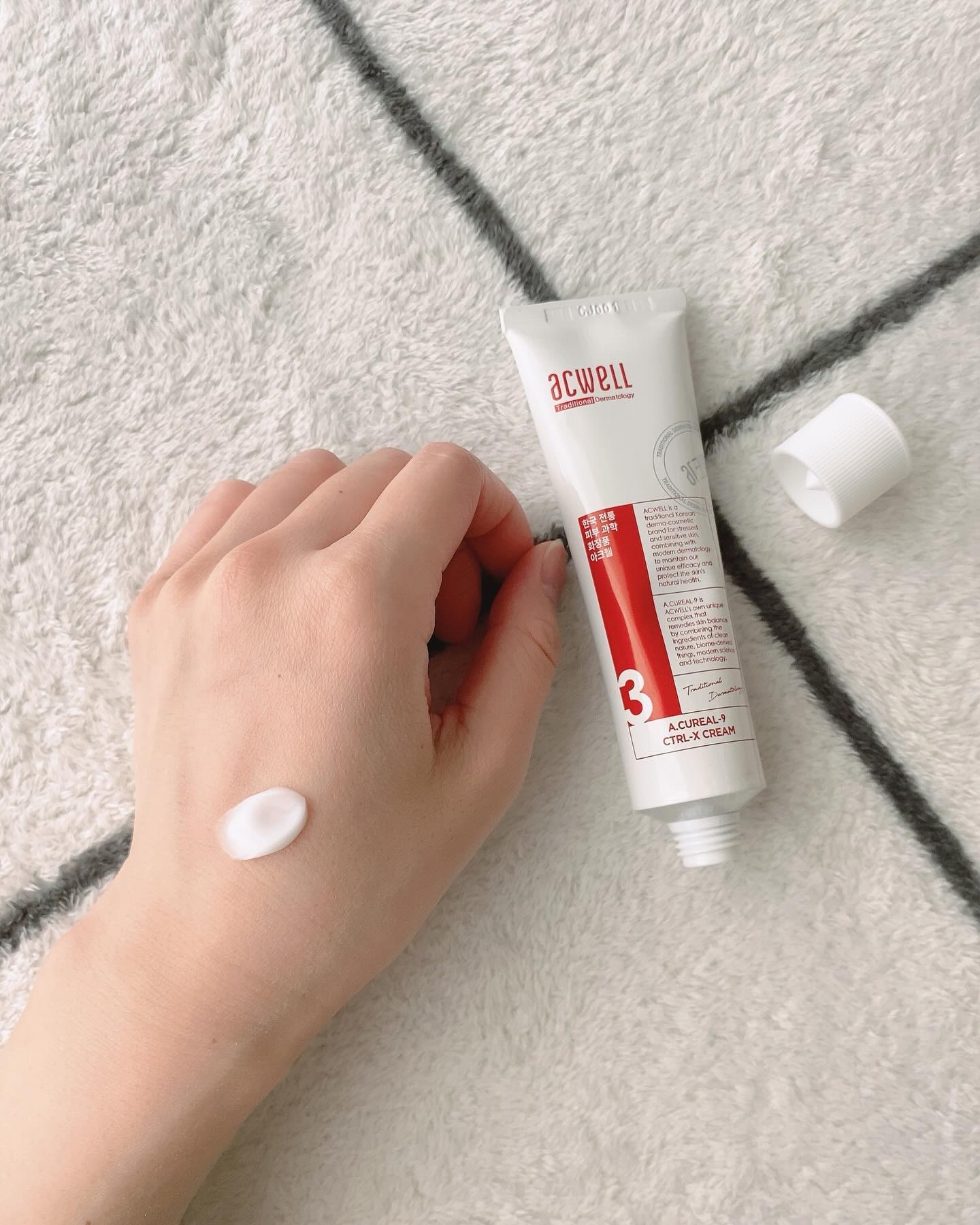 アキュリアルナインコントロールエックスクリーム/ACWELL/フェイスクリームを使ったクチコミ（2枚目）