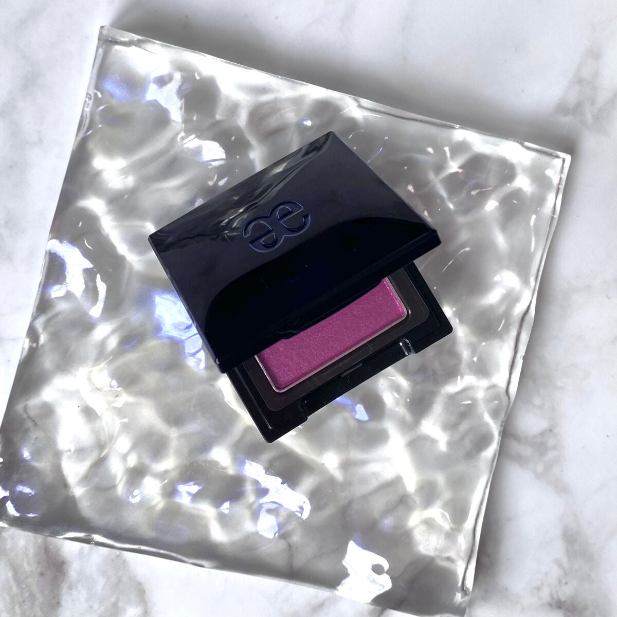 ラズル アイカラー/エレガンス ラズル /単色アイシャドウを使ったクチコミ(2枚目)