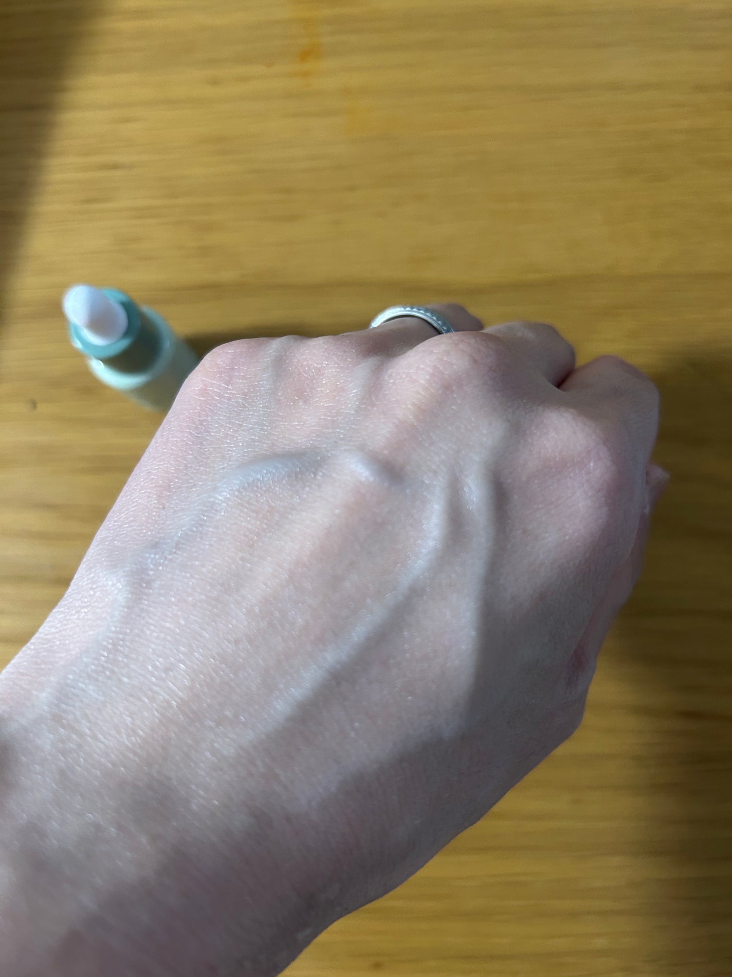 マスクフィットトーンアップエッセンス/TIRTIR(ティルティル)/化粧下地を使ったクチコミ(4枚目)