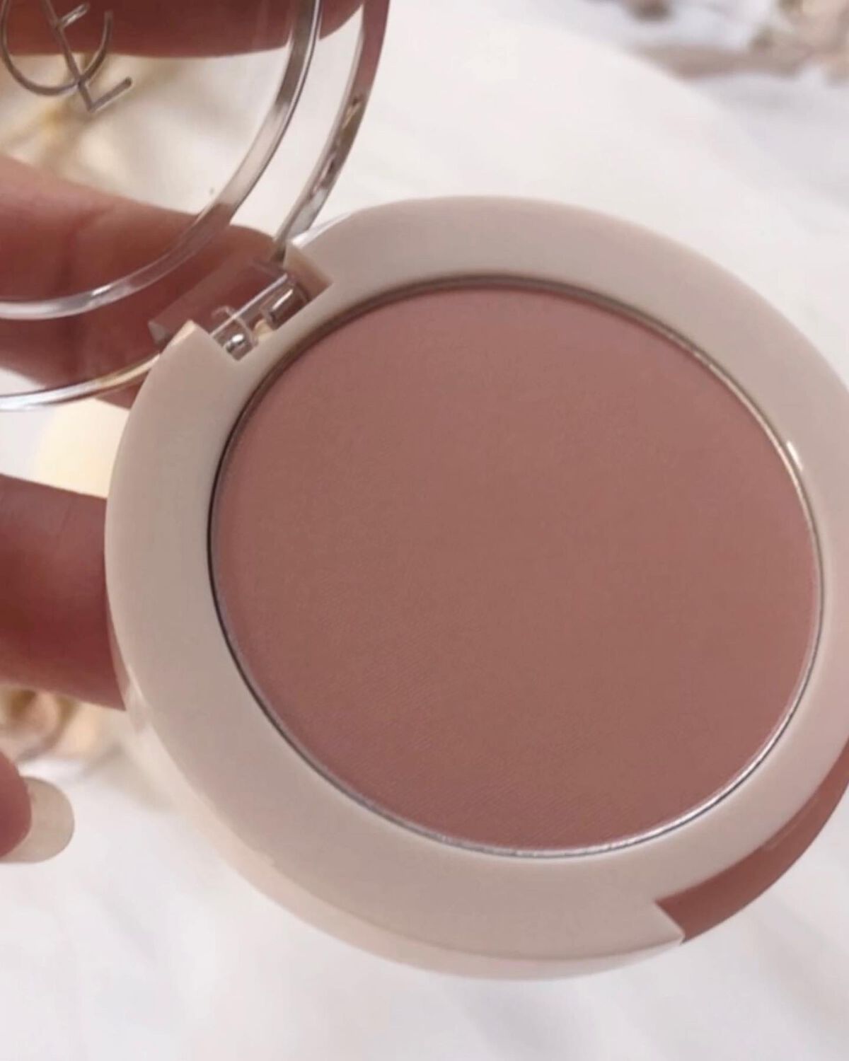 ベアブラッシャー パフ付き/フォレンコス/パウダーチークを使ったクチコミ（2枚目）