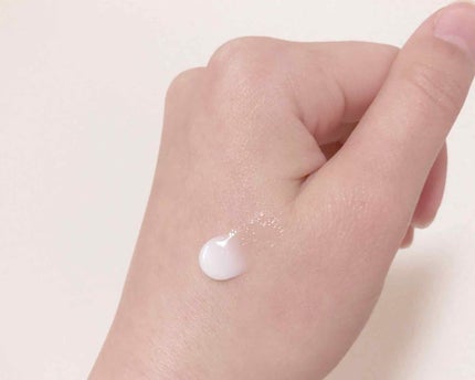 ハンドクリーム ピュアシャンプーの香り/フィアンセ/ハンドクリームを使ったクチコミ(2枚目)