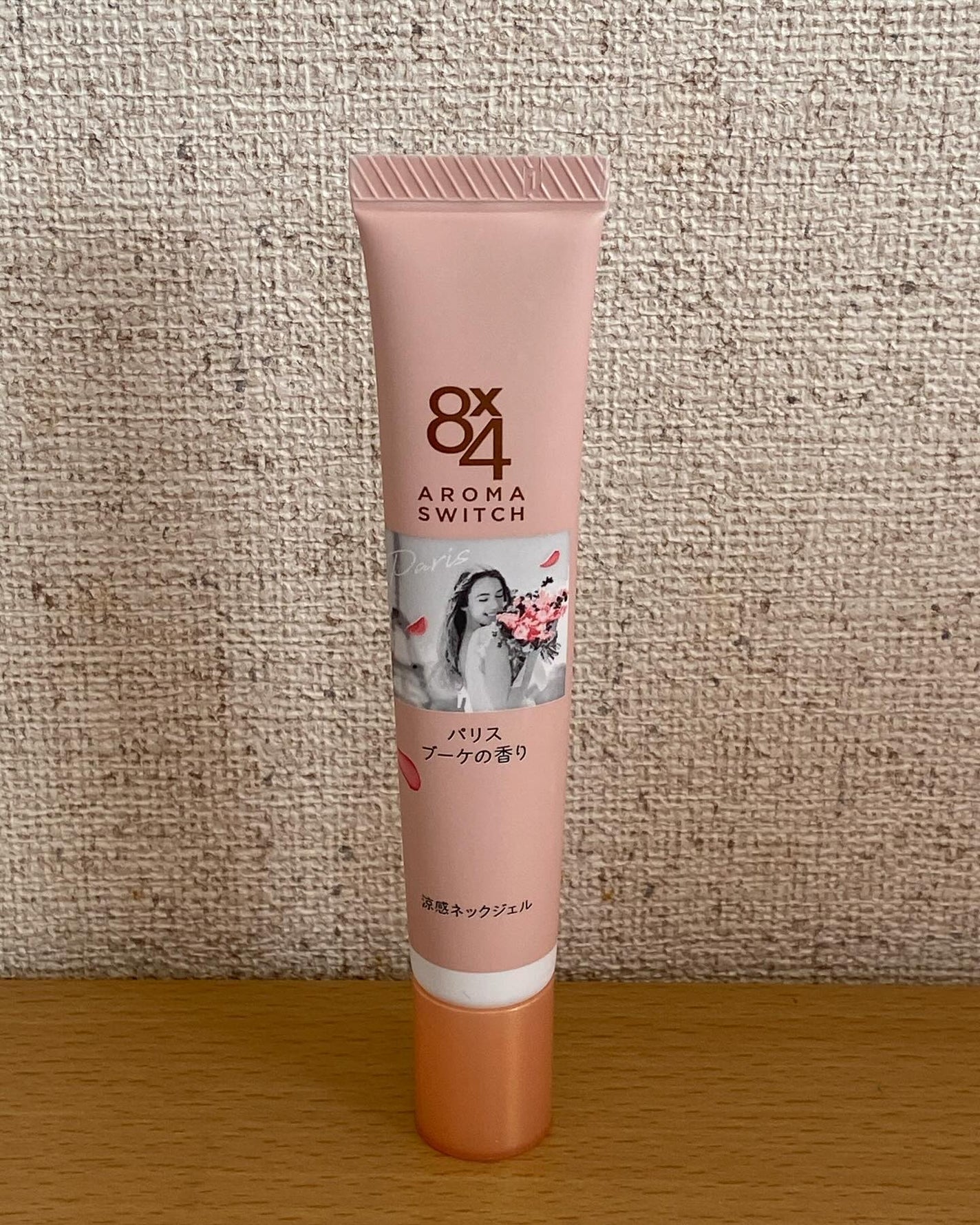 8x4 アロマスイッチ 涼感ネックジェル パリスブーケの香り/8x4/デオドラント・制汗剤を使ったクチコミ(2枚目)