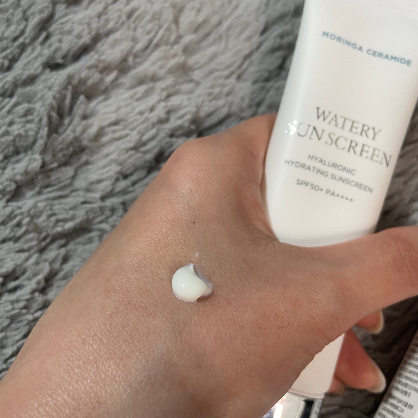 モリンガ セラミド ヒアルロン酸 ハイドレーティング ウォータリー サンスクリーン/heimish/日焼け止めクリームを使ったクチコミ(2枚目)