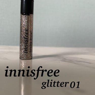 innisfree
innisfree トゥインクル　グリッター

¥1100（税込み）

リキッドタイプです
目元がキラキラして可愛くなります！

目の下のキワキワに少し塗るのがおすすめ！

（セリア