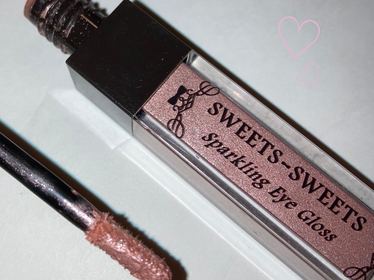 スパークリングアイグロス/スウィーツ スウィーツ/リキッドアイシャドウを使ったクチコミ(1枚目)