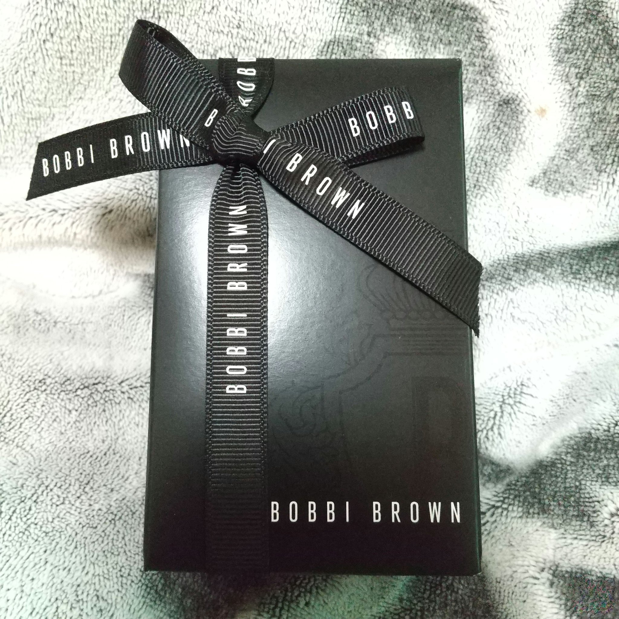 エクストラ カラー シャイン/BOBBI BROWN/口紅を使ったクチコミ（1枚目）