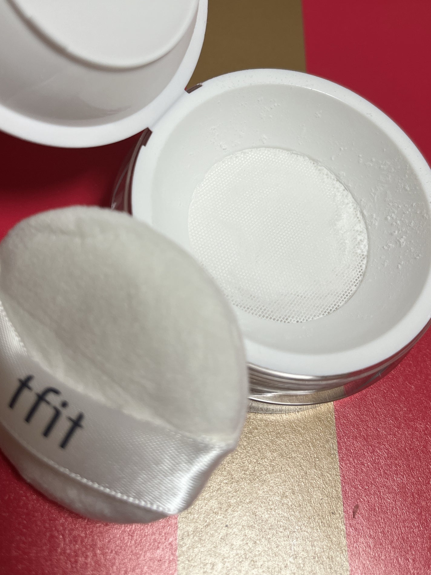 トランスルーセントセットフィニッシングパウダー/TFIT/ルースパウダーを使ったクチコミ(2枚目)