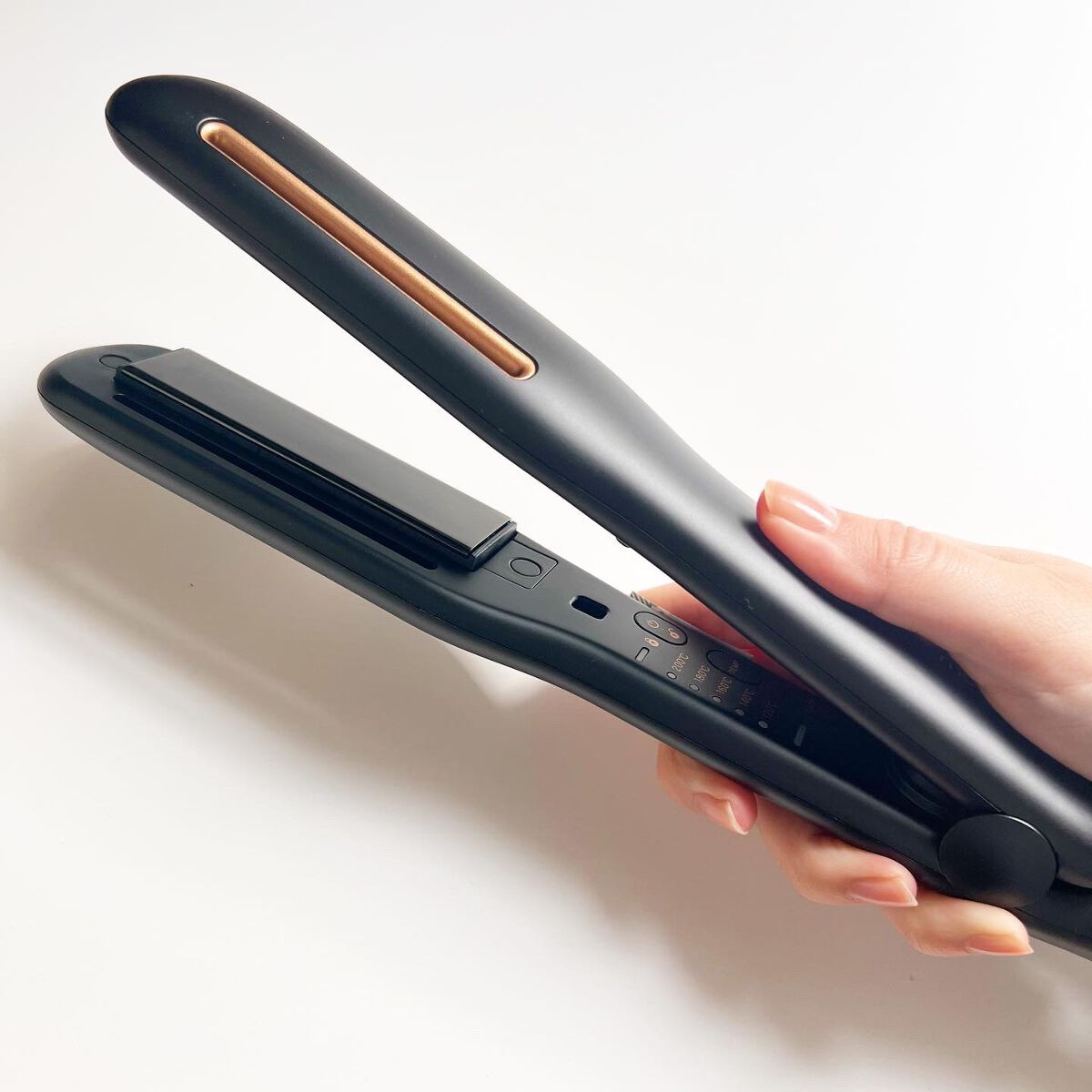 プリヴィレージュ シルクミラーストレート MHS-2410/mod's hair/ストレートアイロンを使ったクチコミ(4枚目)