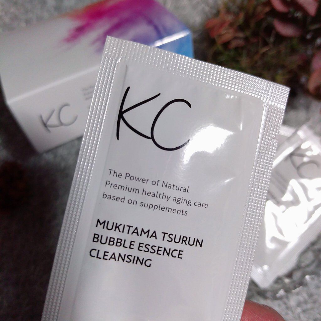 KC むきタマつるん 発泡美容液クレンジング / ハーブ健康本舗の口コミ