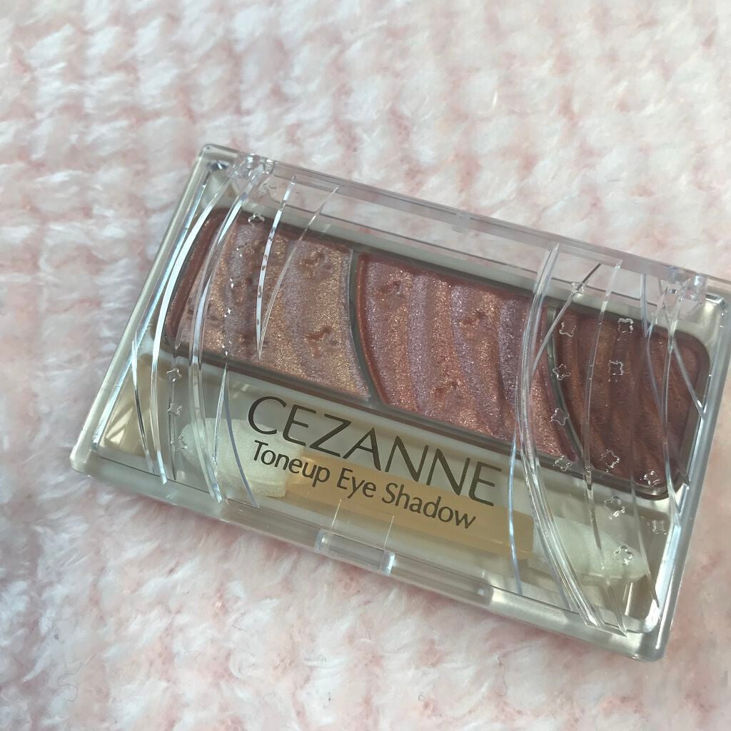 トーンアップアイシャドウ/CEZANNE/アイシャドウパレットを使ったクチコミ(2枚目)