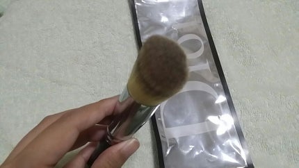 バックステージ フルイド ファンデーション ブラシ フルカバー/Dior/メイクブラシを使ったクチコミ(2枚目)