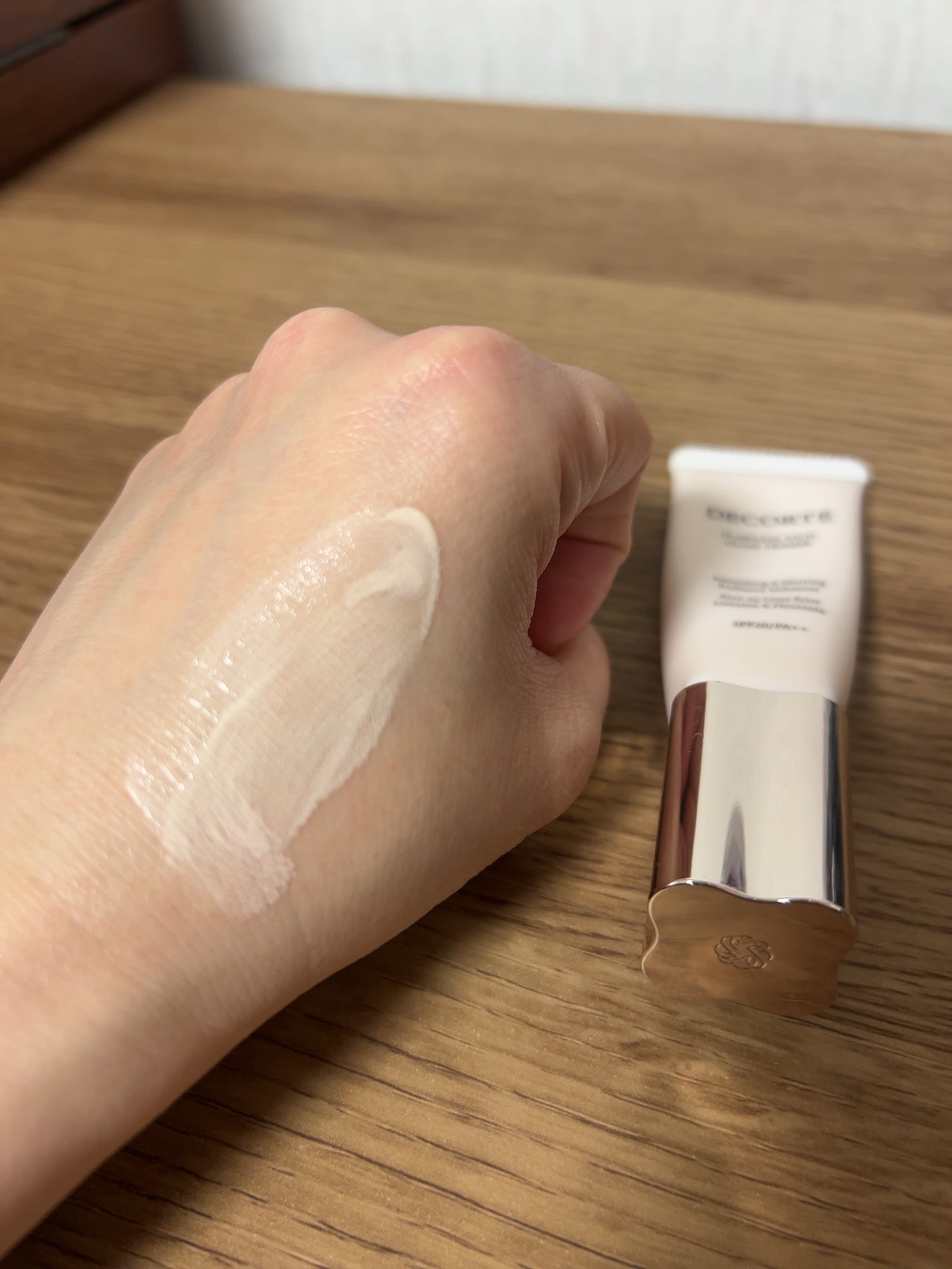 ハリケアコラーゲンサンセラム/VELY VELY/日焼け止めジェルを使ったクチコミ(6枚目)