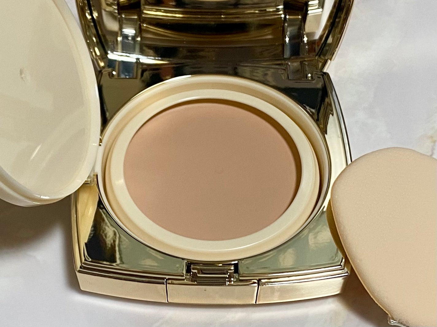 ニューマグネットパクト(ツイードエディション)/CLIO/クッションファンデーションを使ったクチコミ(3枚目)