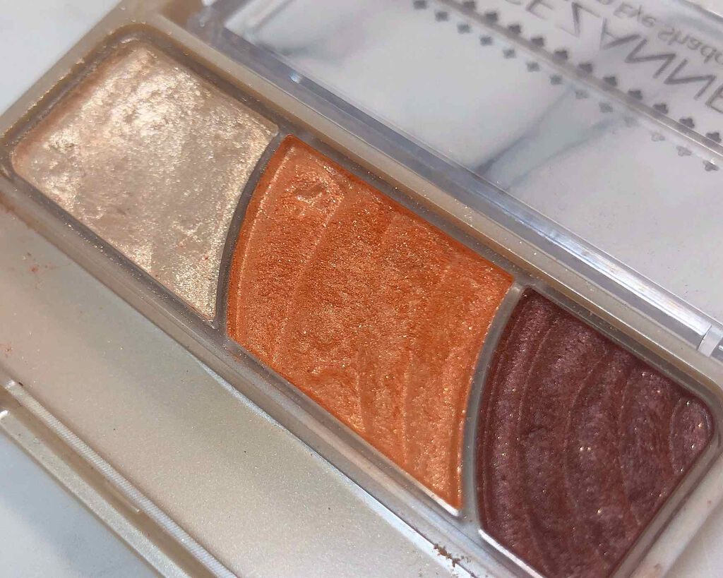 トーンアップアイシャドウ/CEZANNE/アイシャドウパレットを使ったクチコミ(2枚目)