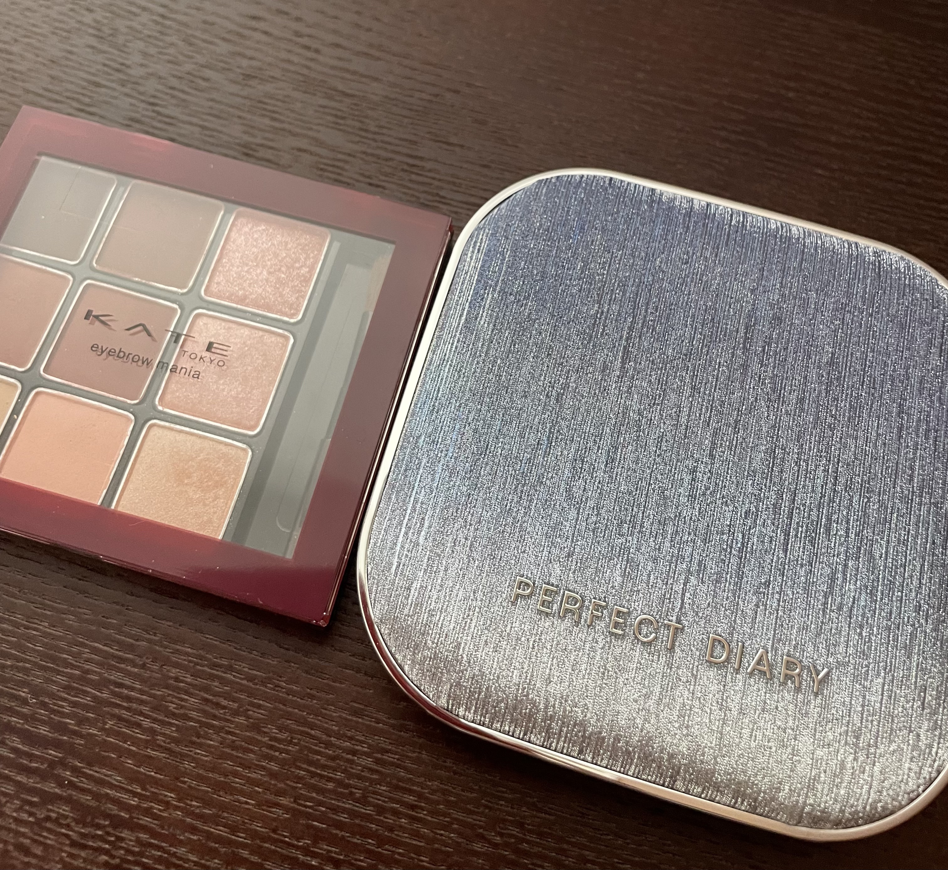 PERFECT DIARY (パーフェクトダイアリー)「原石」9色アイシャドウ　クリスマス限定/PERFECT DIARY/アイシャドウパレットを使ったクチコミ（3枚目）