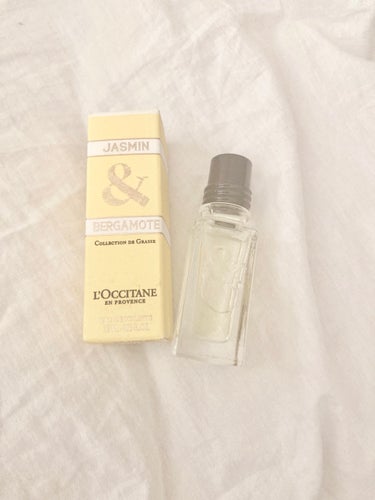 L'OCCITANE ジャスミンローズ オードトワレのクチコミ「こんにちは yuru♡です🛁‪‪🪞
今日は、L'OCCITANEジャスミンオードトワレのレビュ.....」（1枚目）