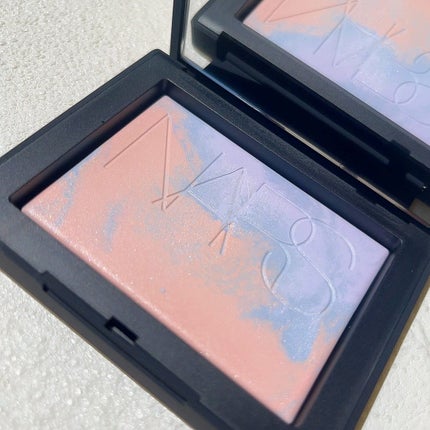 ライトリフレクティング プリズマティックパウダー/NARS/プレストパウダーを使ったクチコミ(2枚目)