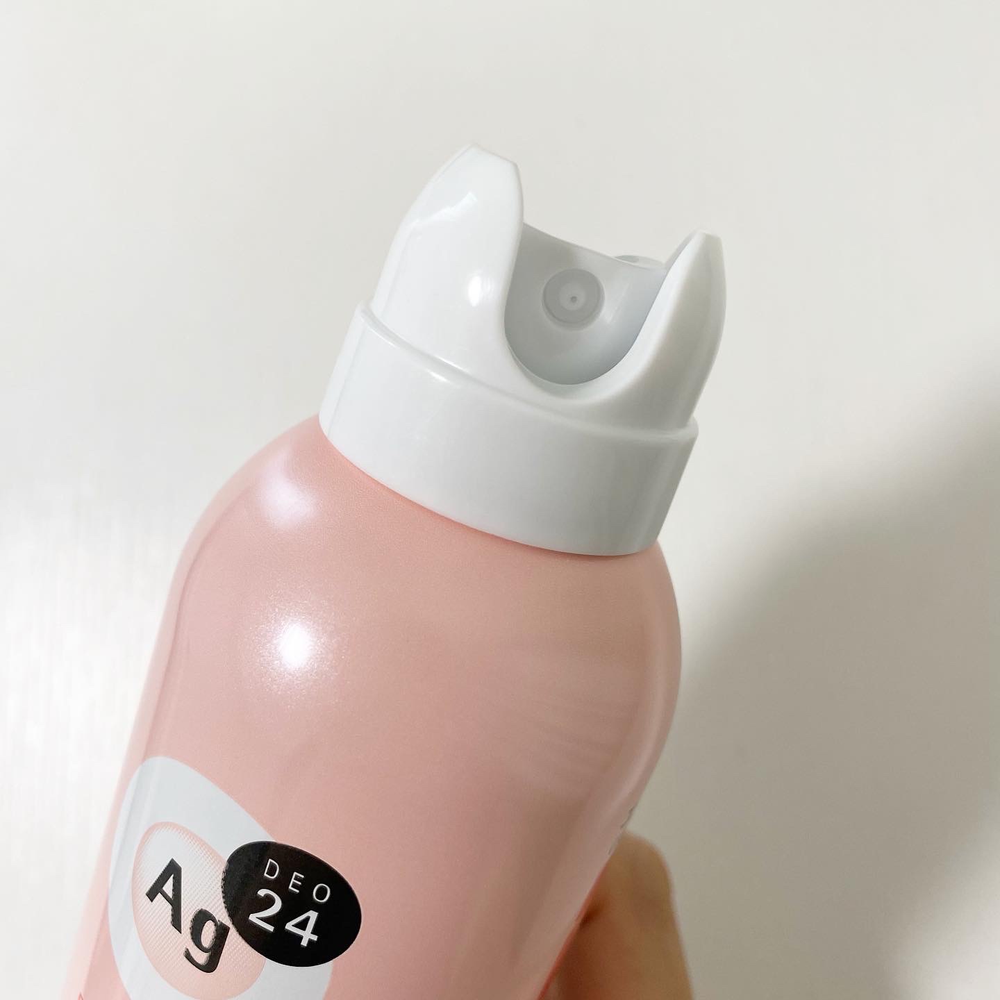 パウダースプレー（フローラルブーケ）/エージーデオ24/デオドラント・制汗剤を使ったクチコミ（2枚目）