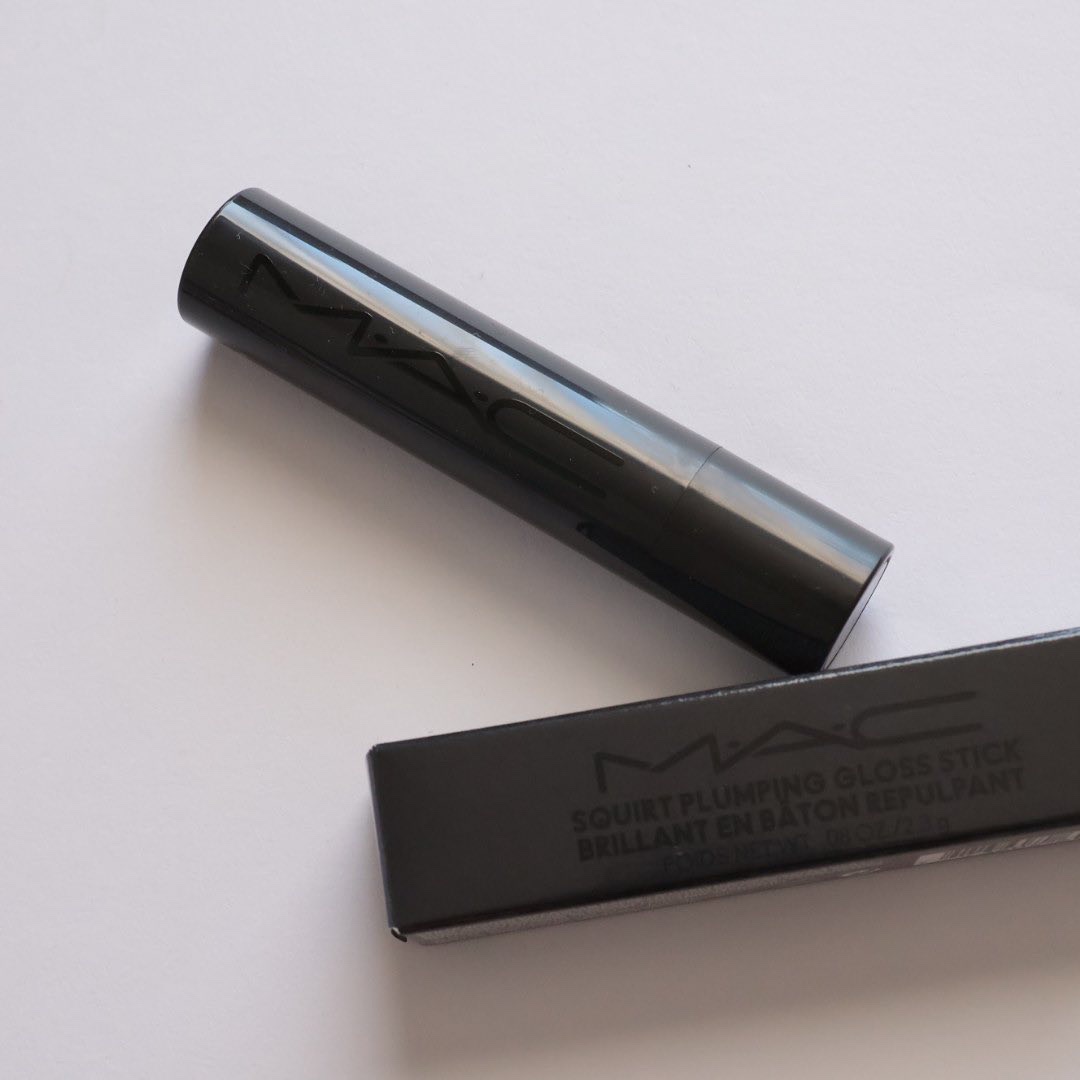 スクワート プランピング グロス スティック/M・A・C/リップバームを使ったクチコミ（2枚目）