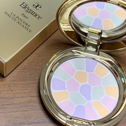 ラ プードル オートニュアンス/Elégance/プレストパウダーを使ったクチコミ(1枚目)