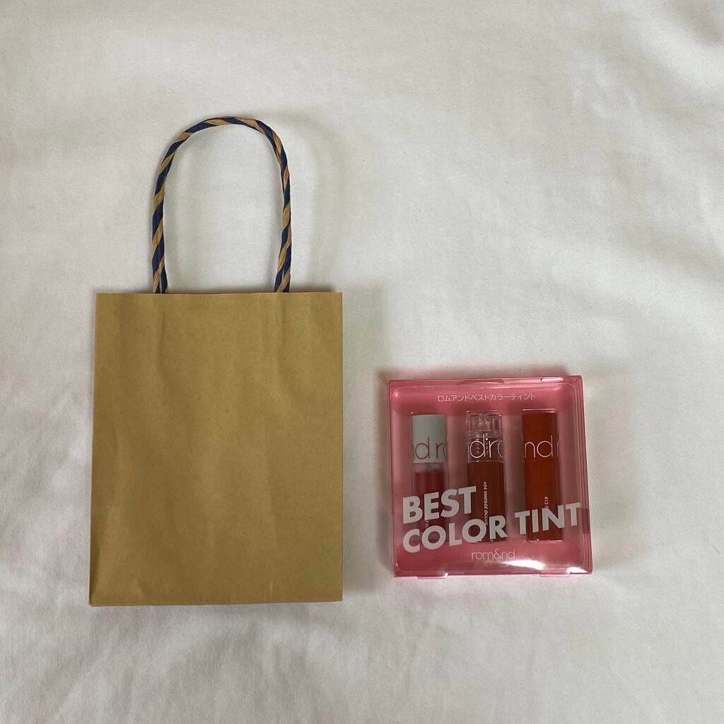 ジューシーラスティングティント/rom&nd/リップティントを使ったクチコミ(1枚目)