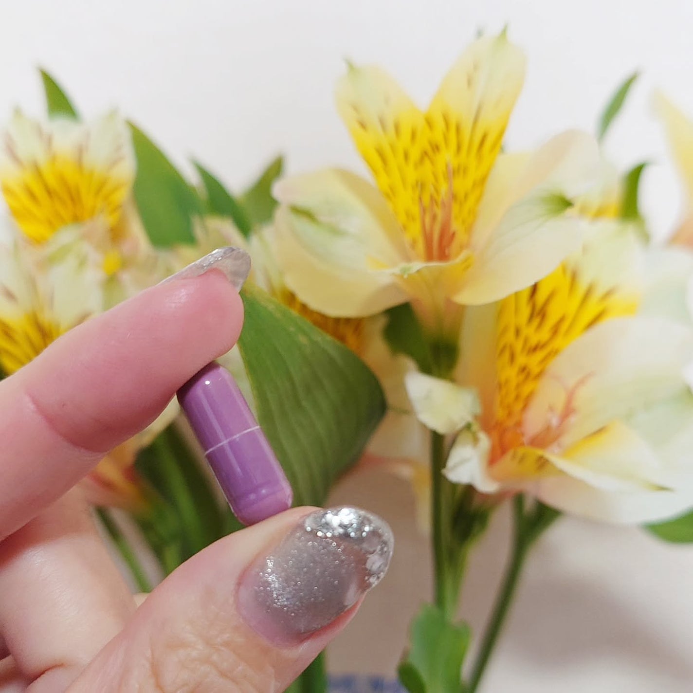 manganese on LIPS 「*ザンシスリムナイト就寝前に一粒飲んでいますシックなパッケージ..」(2枚目)