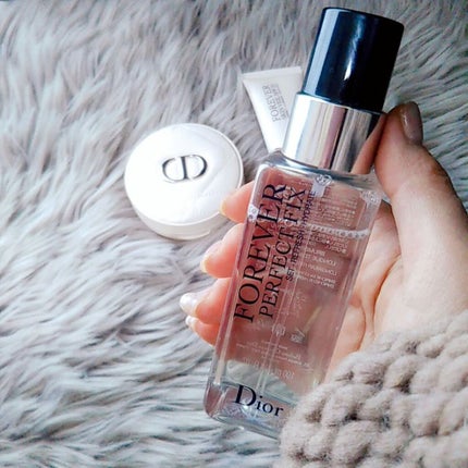 ディオールスキン フォーエヴァー メイクアップ フィックス ミスト/Dior/化粧下地を使ったクチコミ(1枚目)