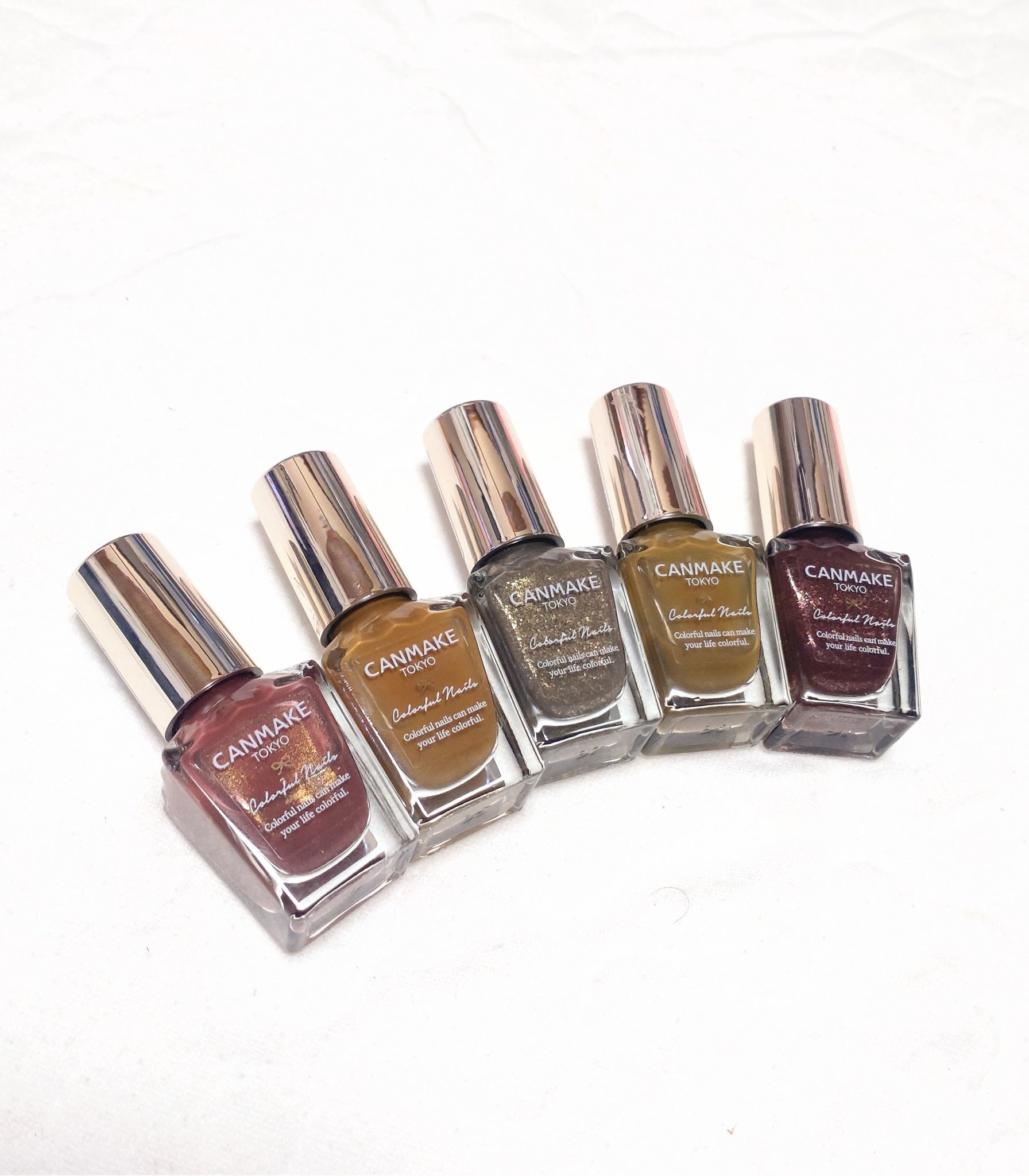 カラフルネイルズ/キャンメイク/マニキュアを使ったクチコミ（1枚目）